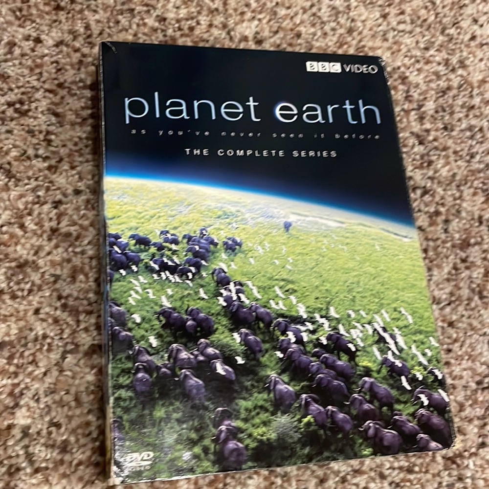 Planet earth 5 DVD set Complete BBC series